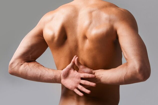 Dor de costas con osteocondrose lumbar foto 1